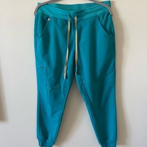 Medium Teal Zamora FIGS scrubs